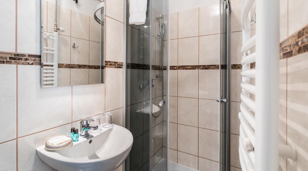 Szlak 11 - All In Apartments Краков Экстерьер фото