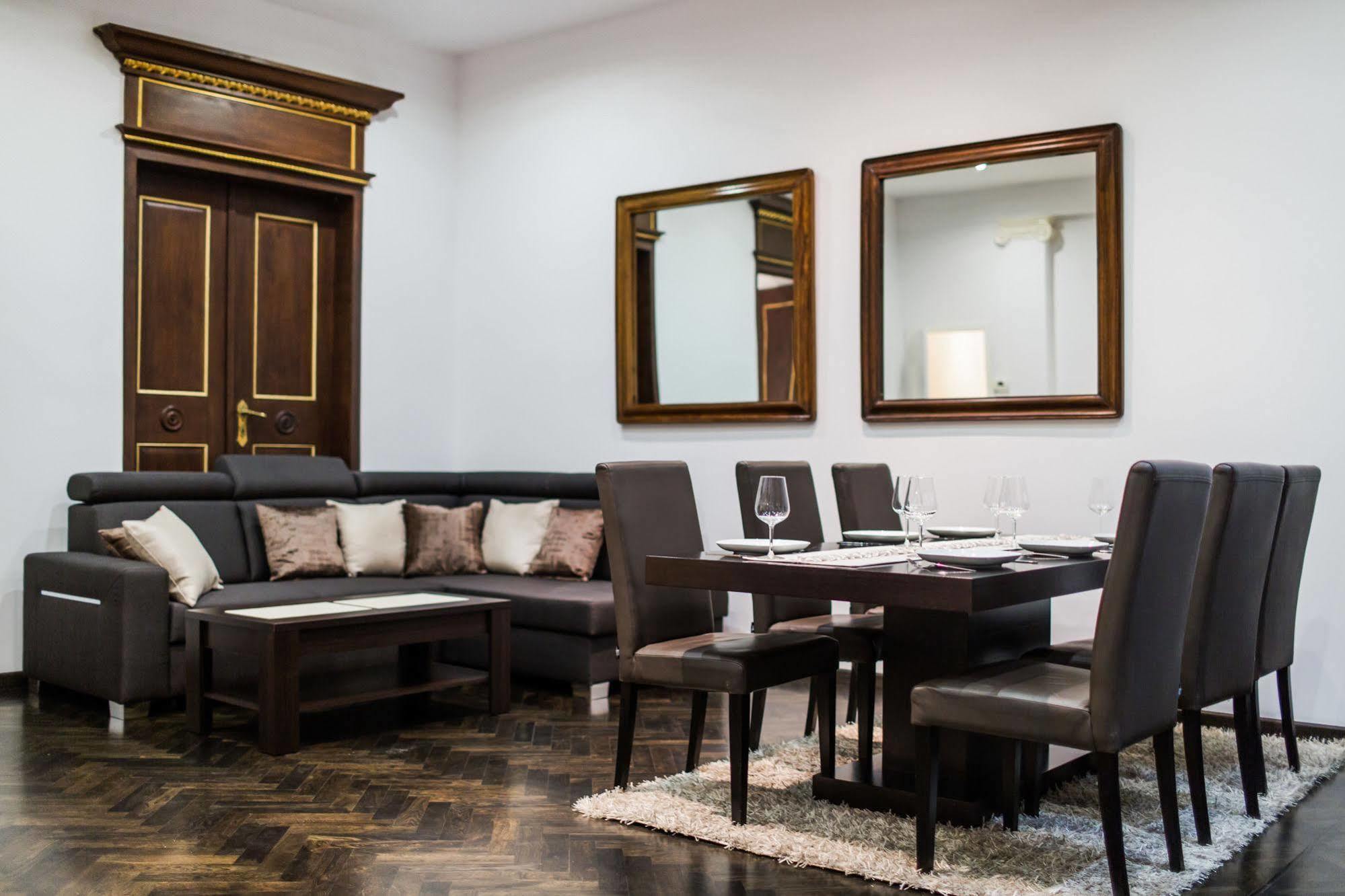 Szlak 11 - All In Apartments Краков Экстерьер фото
